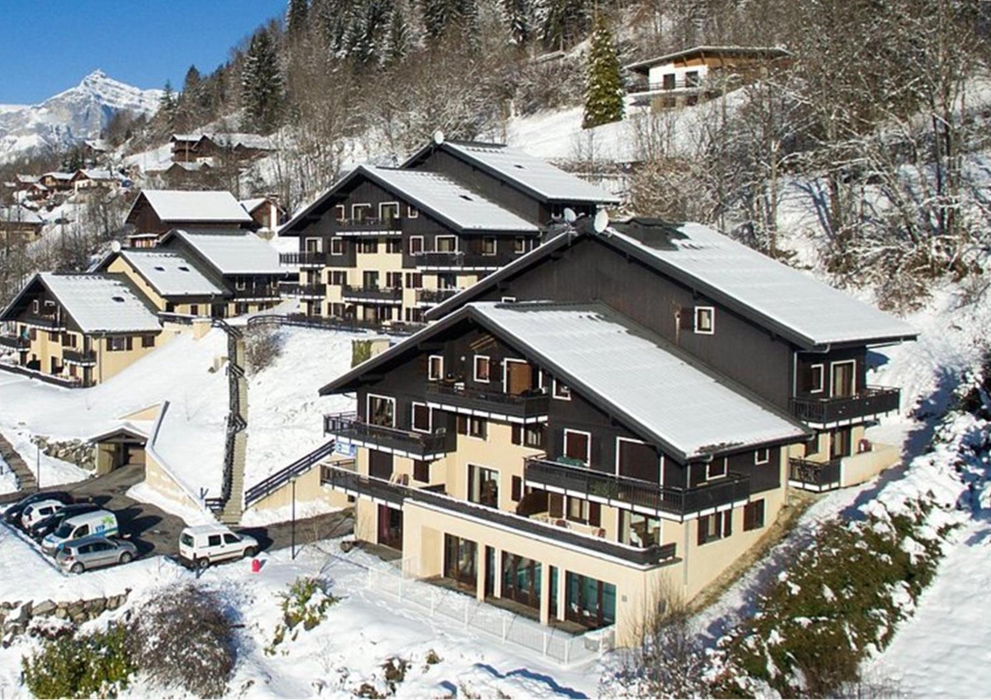 Appartement Dans Chalet Avec Piscine Couverte Saint-Gervais-les-Bains Exterior photo